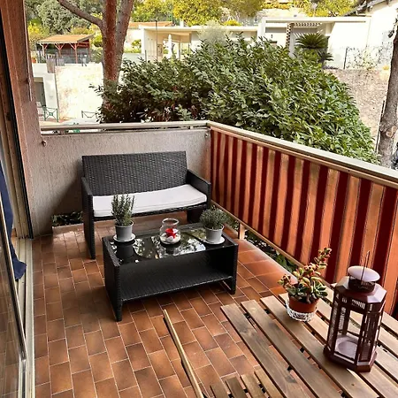 Quiet In Rcm Close To Train Station And Beaches Διαμέρισμα *